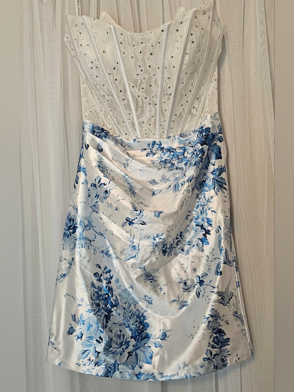 Sophia Thomas Strapless White and Blue Floral Satin Mini Dress Size 2